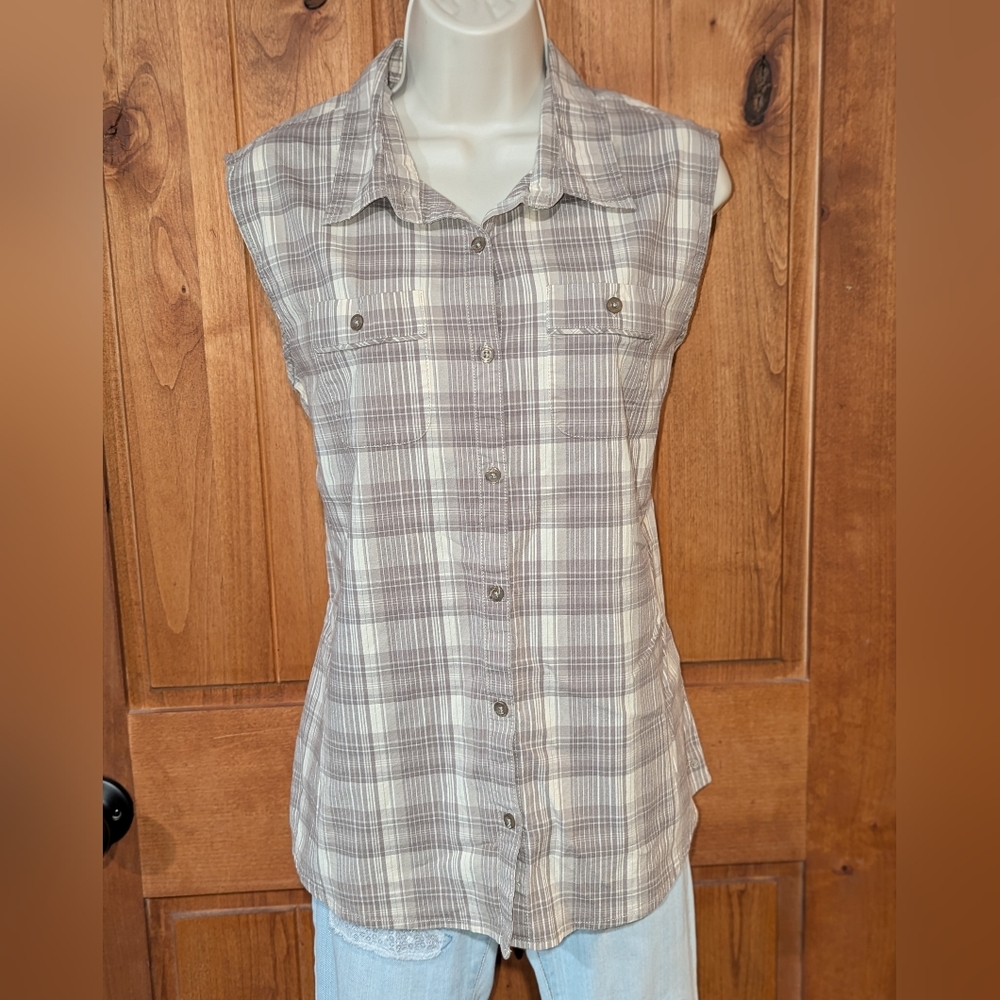 Cabela's Tan‎ Plaid Sleeveless Button-Down Shirt